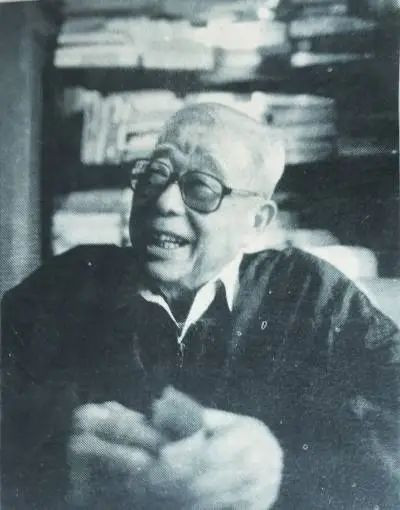 中国外交官走进美国后院