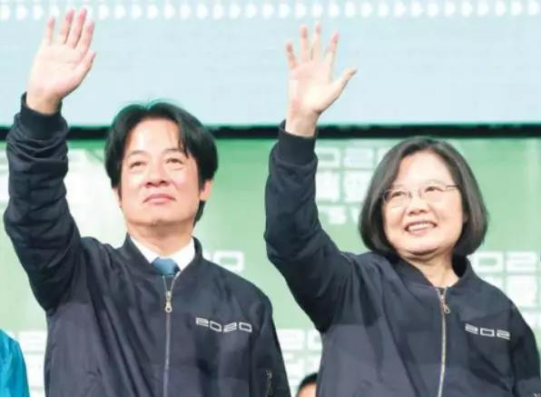 台湾夫妇投票蔡英文后，仅3天就失业了