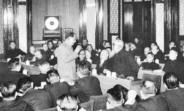 向毛主席学习当领导