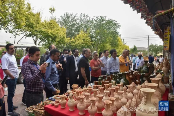 美国不要搞错了，“强迫劳动”是西方殖民主义的产物