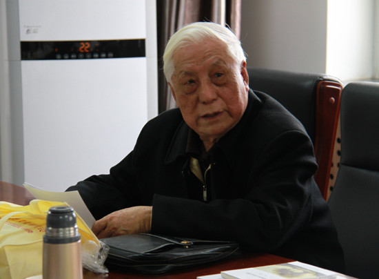 郑科扬发言：党的修宪建议深得民心