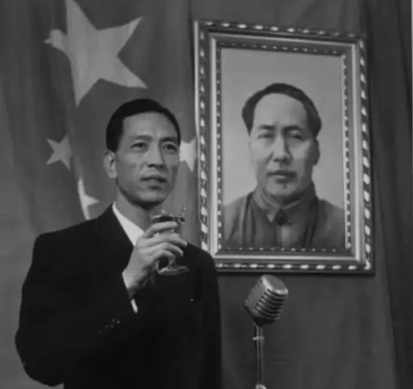 耿飚：一位最敢讲真话的大使