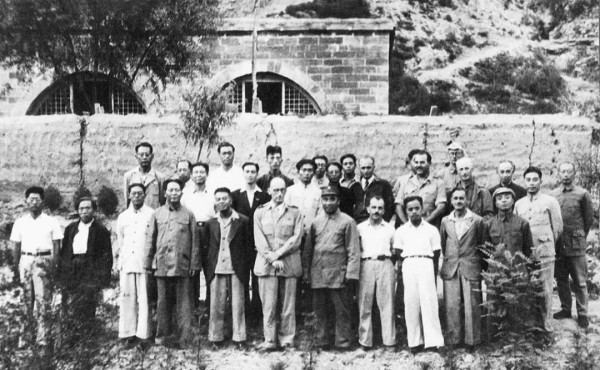 外国新闻记者笔下的中共抗战