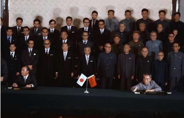 司马南：毛主席主张支持日本人把美国人赶走
