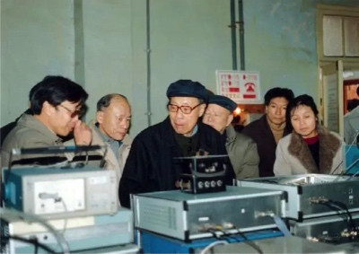 这群北斗人,为何哭了又笑,笑了又哭