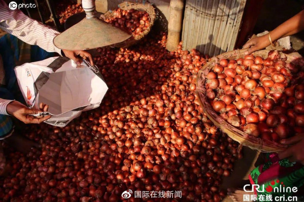 印度禁止出口洋葱,孟加拉国“遭殃”了........