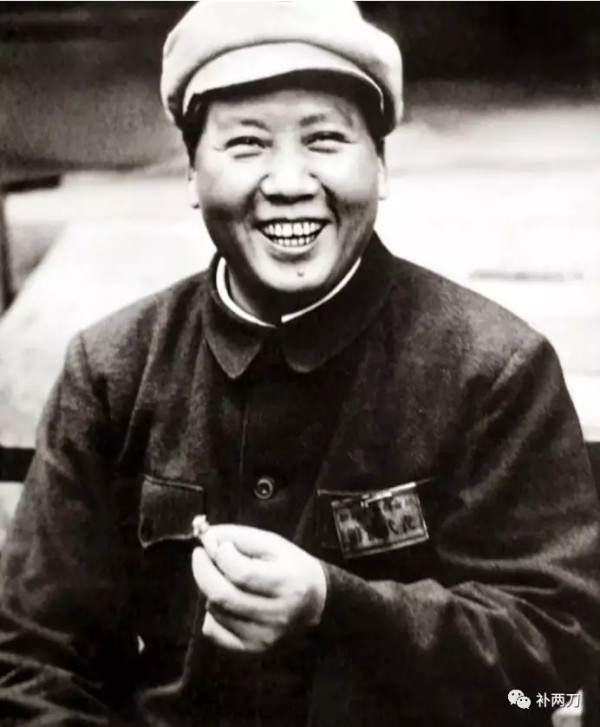 中央新影纪录片《走近毛泽东》，历史终于回归正途！