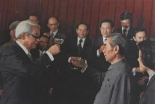 在中泰建交曲折的岁月里，毛主席、周总理的风度才智令泰国总理克立大为折服