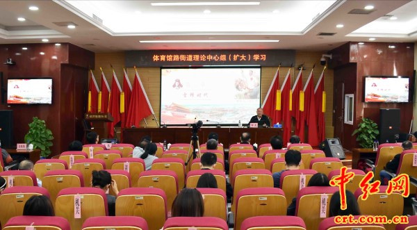 陶克少将讲述雷锋故事形象生动感人肺腑令人难忘