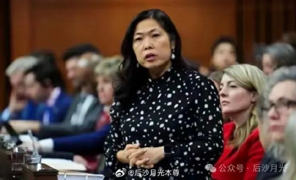 又蠢又坏,她后悔让中国加入WTO了!