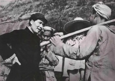 李革新:毛主席逝世46周年祭
