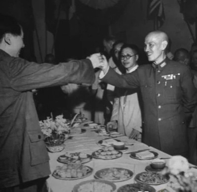 毛主席诞辰129周年:以100张罕见照片来缅怀他老人家!