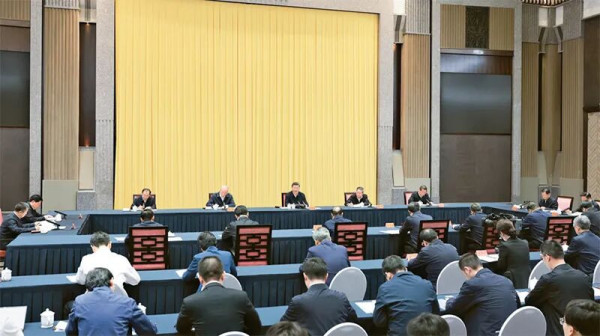 习近平：关于《中共中央关于制定国民经济和社会发展第十五个五年规划的建议》的说明