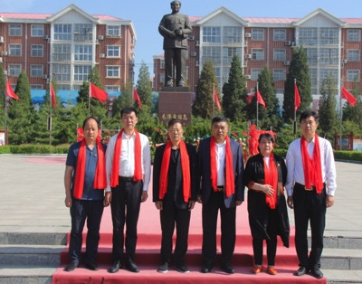 文白:致力共同富裕的老板白利国的韶山情缘