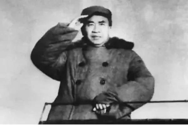 朱德为什么21年不领元帅工资?
