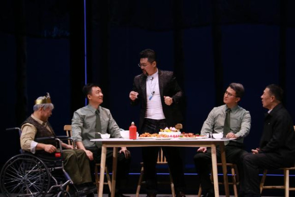 范晓伟：首部退役军人题材话剧《兵心》在京演出 主创、演员和观众阐释“兵心”