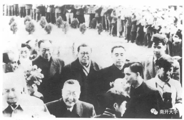 1919年，周恩来痛斥母校南开“接近卖国贼”
