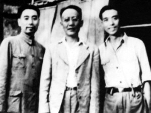 郭沫若和周恩来的“一唱一和”