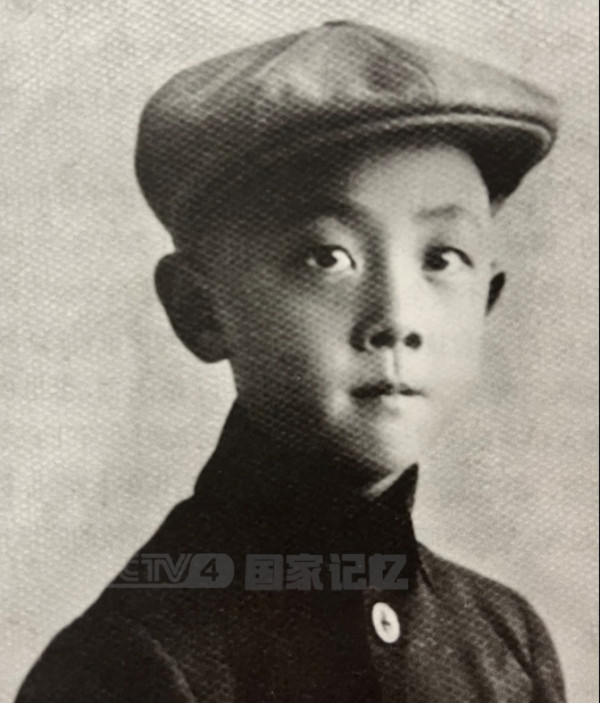 惊心动魄!红色特工儿子卧底汉奸父亲身边……