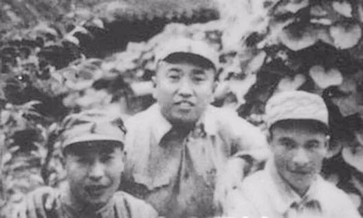彭嘉庆：领导铁道游击队令日军闻风丧胆，首创东北战场歼敌一个师的纪录的开国中将