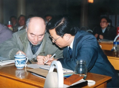 喜报贴到单位门口,他们为何沉默