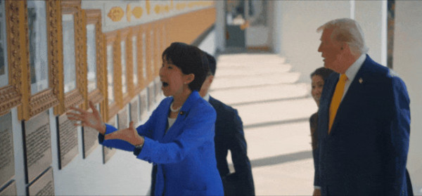 偷袭的、阿谀的、军国的日本“回来了”