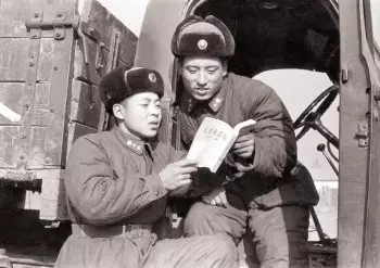老梁,来看看你抹黑攻击的雷锋到底是个怎样的人!