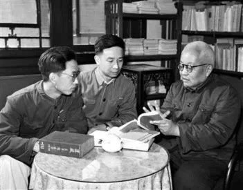 让专家下厂就是迫害?来看知名数学家苏步青的现身说法吧!