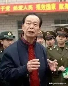 士兵情结渗透在血液中——记石祥老师
