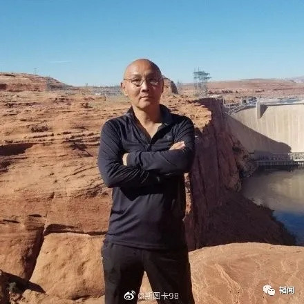 在美公知耿冠军确诊后网上“死亡直播”,第15天果然死了