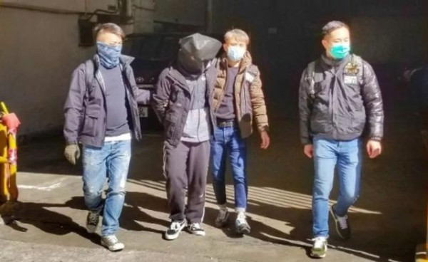 港警破获歹毒计划后，一哥再上“前线”