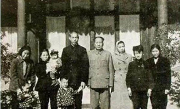 毛主席的人情味儿