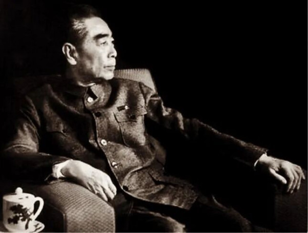 1963年周总理在边境小岛密会台湾信使谈了什么？