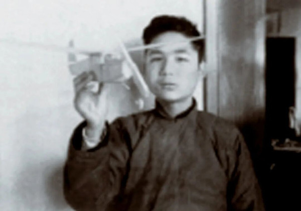 歼8II总设计师顾诵芬：“我把母亲给牺牲了”
