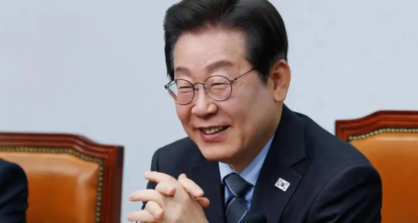 敌人反华策略一直都没变