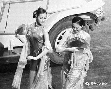 习近平：有人说雷锋傻，那是因为他们不能理解崇高
