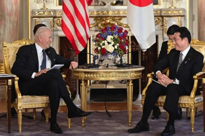 白宫正在招兵买马建“中国屋”,美国这个坎,我们必须迈过去!