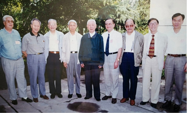 深切缅怀舰船通讯的拓荒者陆建勋院士