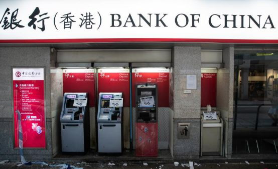 香港暴徒火烧新华社这事不能这么算了