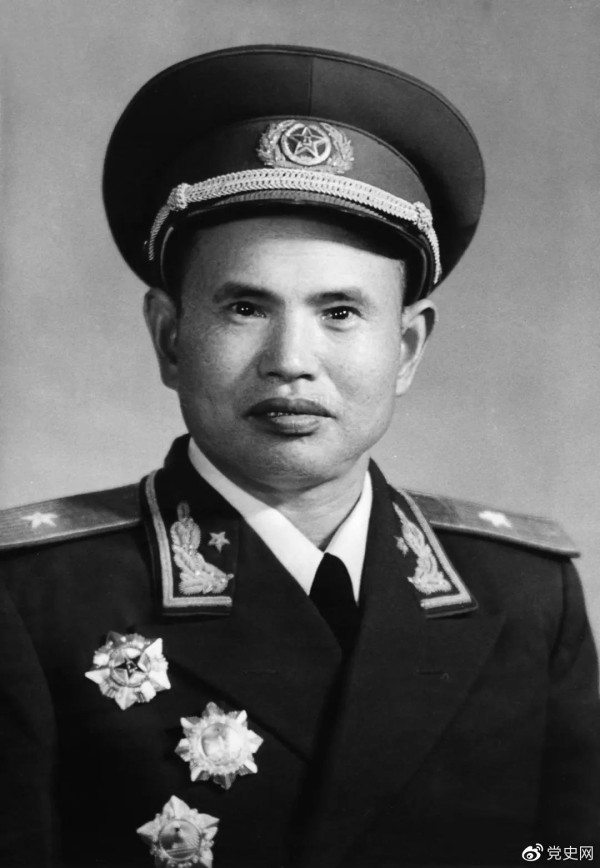 开国少将王耀南八次降职不改初心