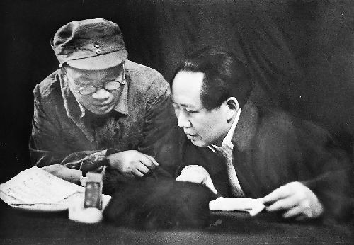 李慎明 张顺洪:抗日战争胜利关键是中国共产党思想上政治上路线正确