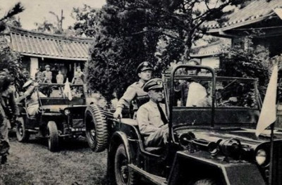 白宫正在招兵买马建“中国屋”,美国这个坎,我们必须迈过去!