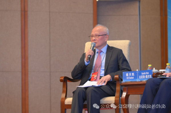 崔天凯：难道“颜色革命”、“政权更迭”不是侵犯主权吗？