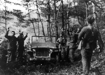 白宫正在招兵买马建“中国屋”,美国这个坎,我们必须迈过去!