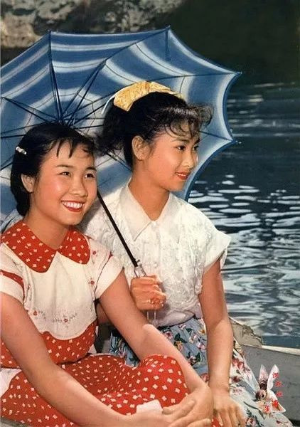 毛主席时代的美女:青春质朴健康