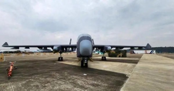 美军对中国“空中航母”，竟如此忌惮！