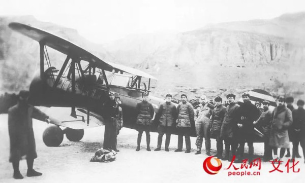 1937年周恩来与蒋介石的交锋