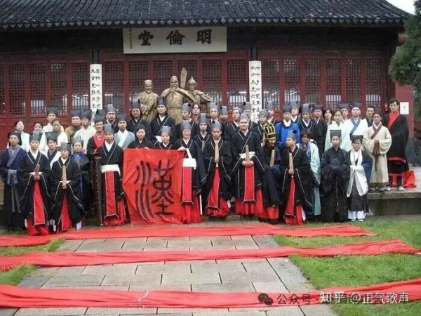为何某些专家总要矮化我们民族和文明？