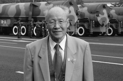 刘亚军：崔国良倚天铸箭惊寰宇