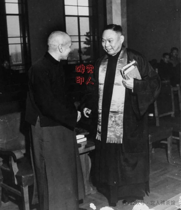 淮海战役中，为啥群众跟我们走，不跟他们走？